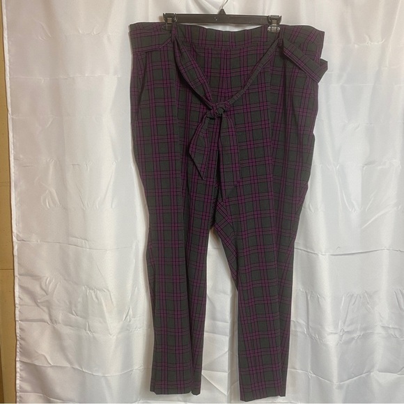 NWOT Lane Bryant gray purple plaid pants. Belted. Size 28 - Picture 5 of 9